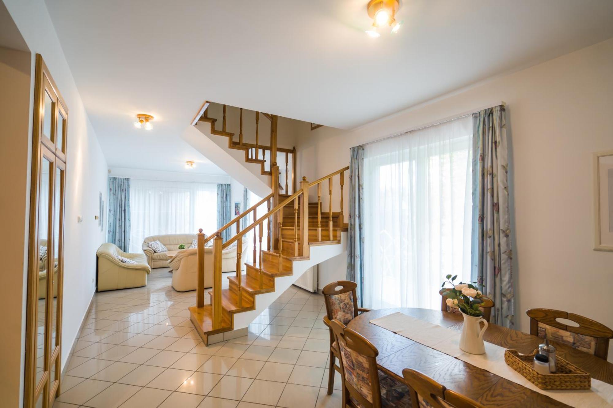 Gyorfi Apartmanhaz Zamárdi Exteriör bild