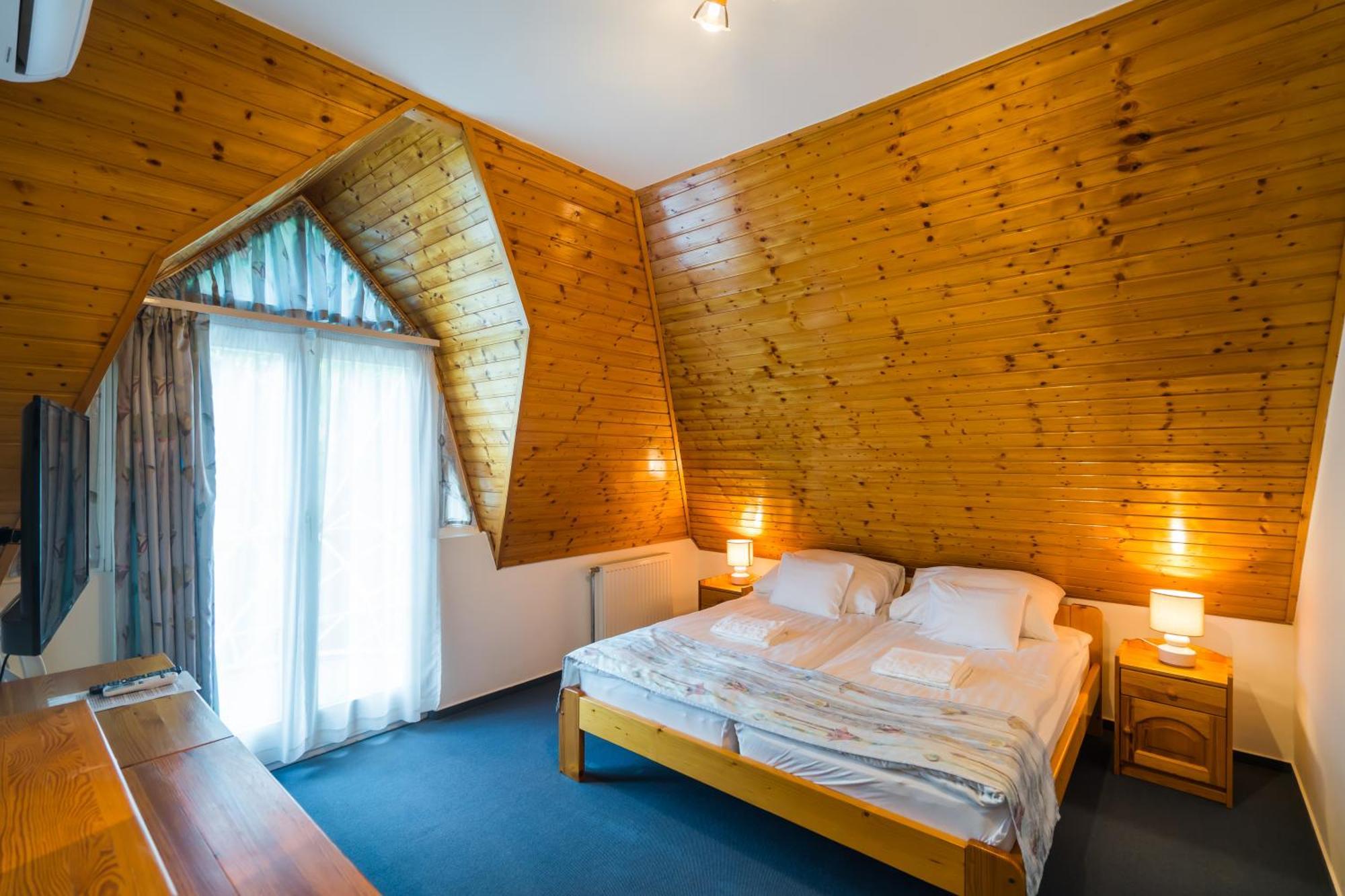 Gyorfi Apartmanhaz Zamárdi Exteriör bild