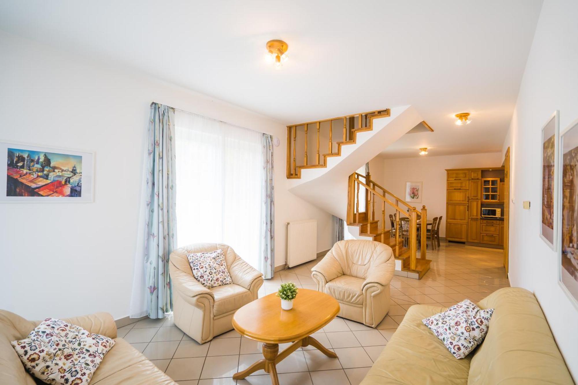 Gyorfi Apartmanhaz Zamárdi Exteriör bild