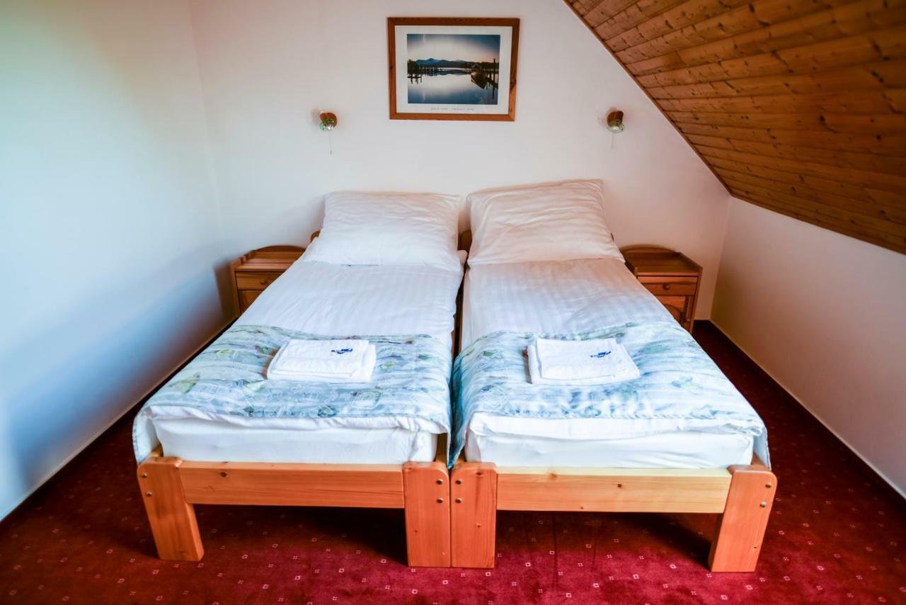 Gyorfi Apartmanhaz Zamárdi Exteriör bild